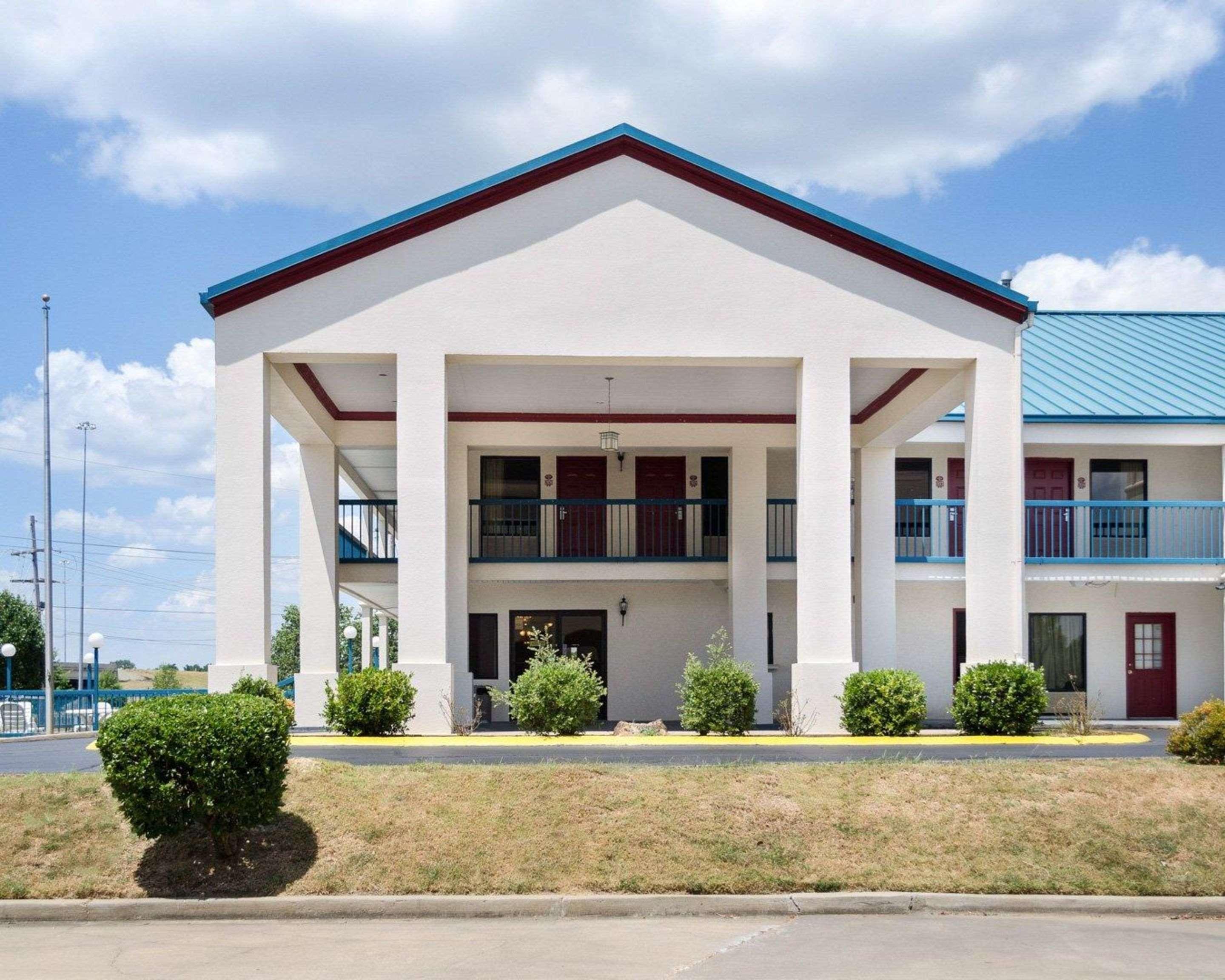 Econo Lodge Canton I-55 Exterior foto