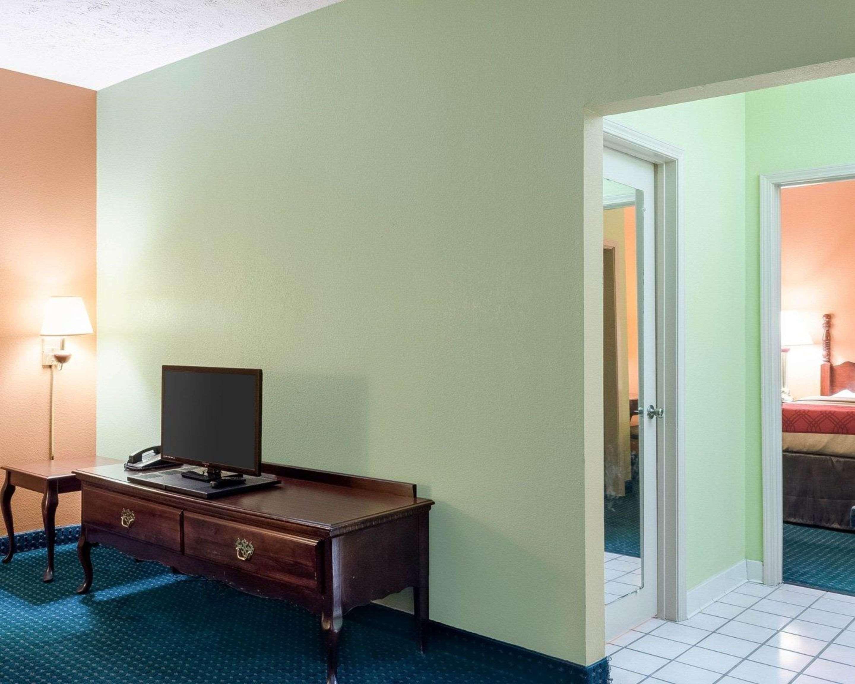 Econo Lodge Canton I-55 Exterior foto